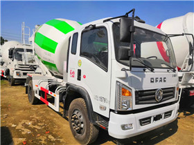 东风搅拌车