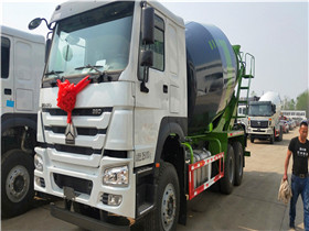 重汽15方搅拌车