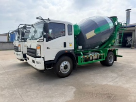 重汽豪沃7方搅拌车
