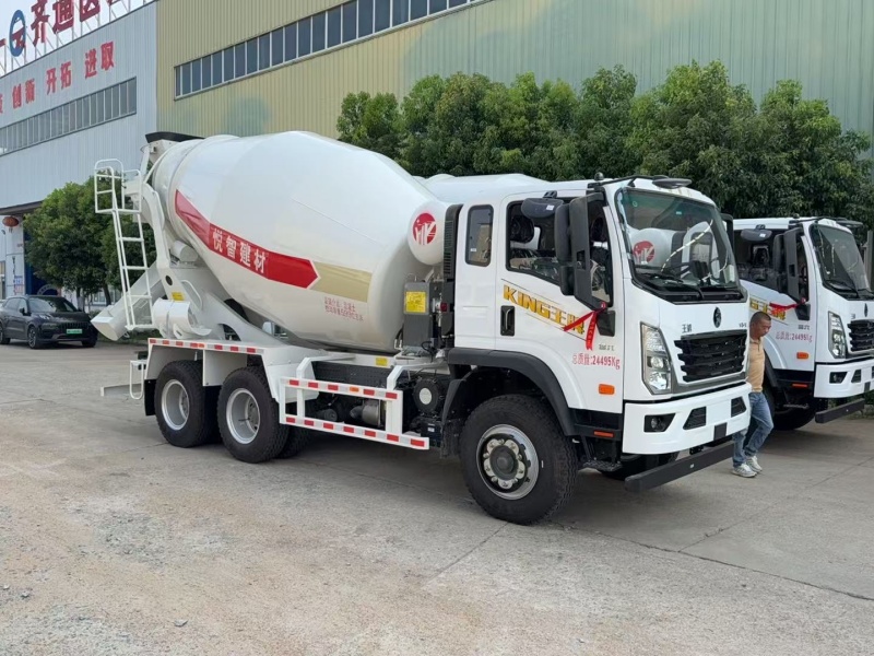 重汽王牌10方后八轮搅拌车